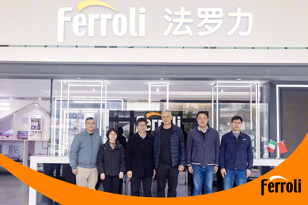 鹤山市市长张华景考察lehu乐虎广东生产基地